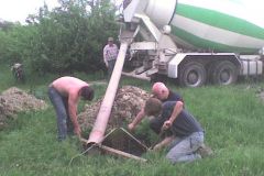 2008-05-15 - Verfüllen der Fundamente